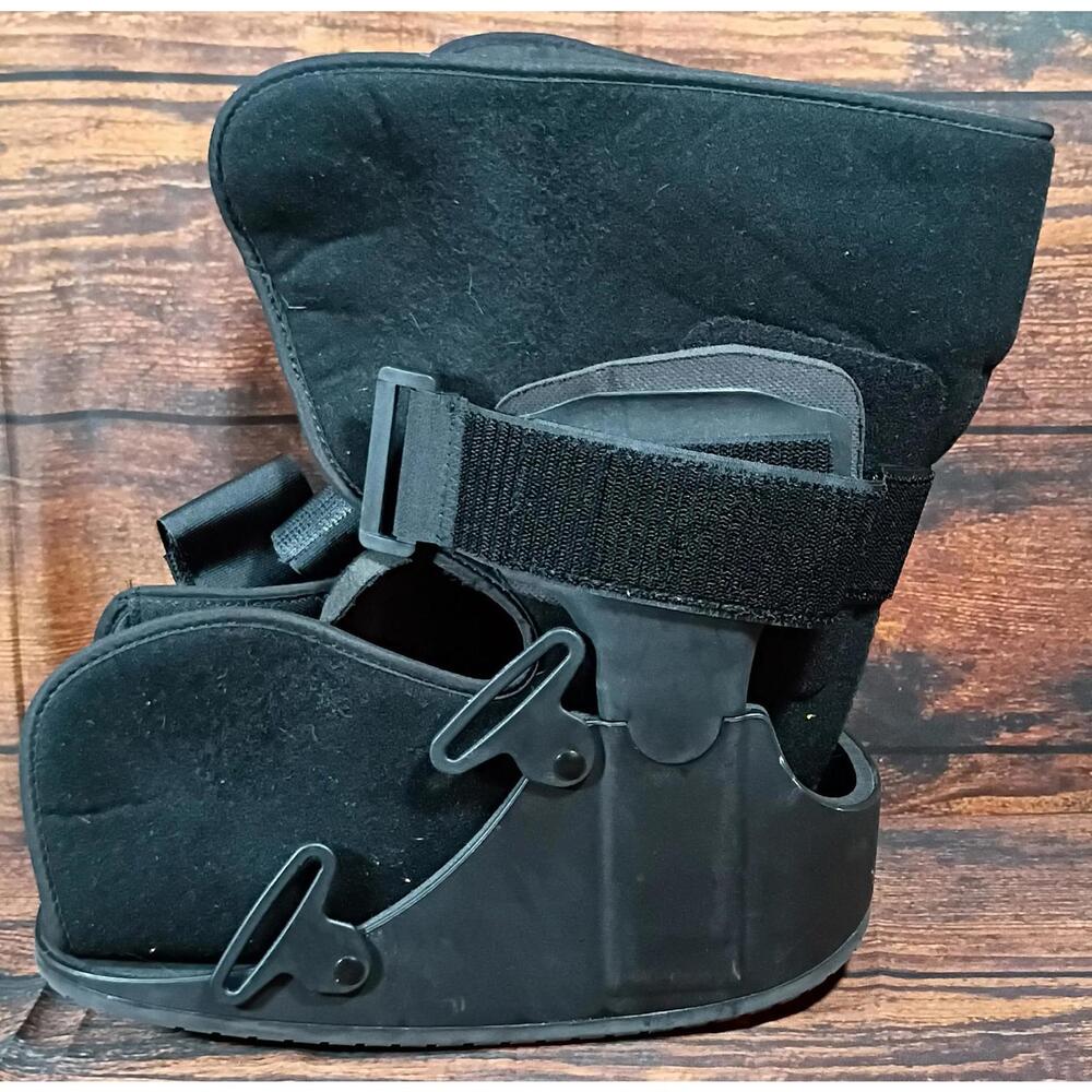 United Ortho‎ Medical Ankle Brace Support Boot - MEDIUM - Picture 3 of 7